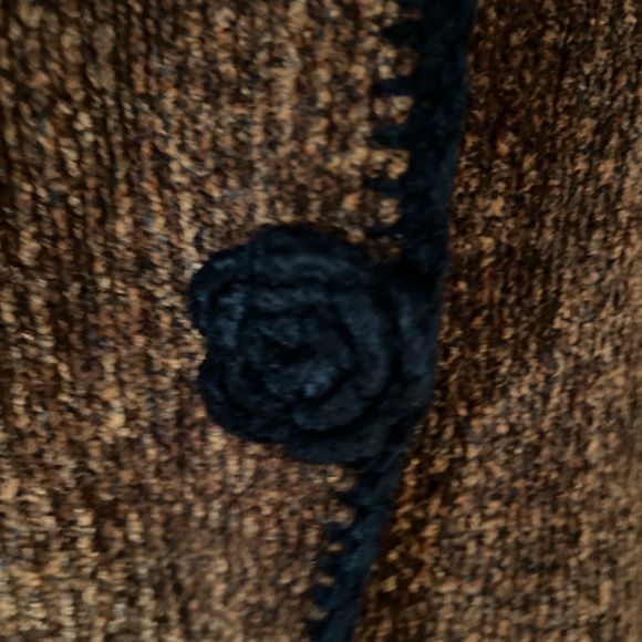 Sweater - Picture 2 of 3